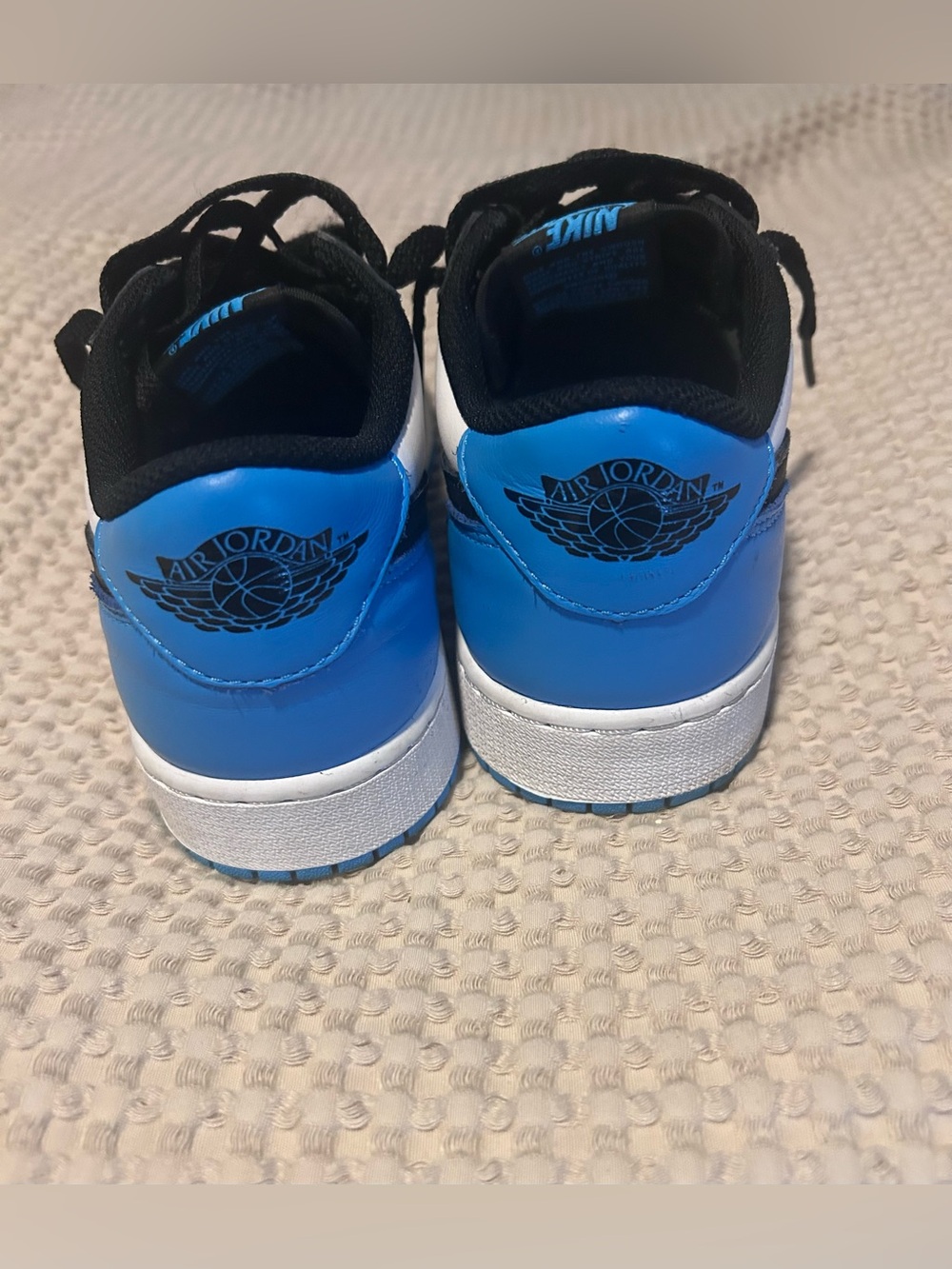 Jordan 1 Retro Low OG
Black Dark Powder Blue - Picture 4 of 5